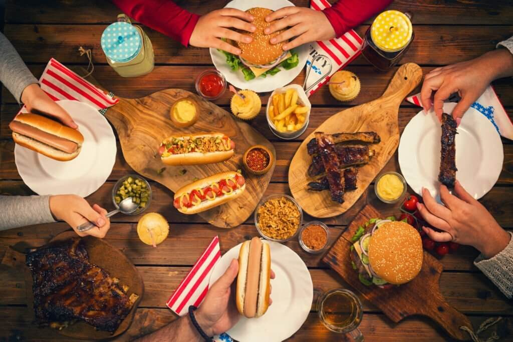 A food of table which is showing all the Americans food